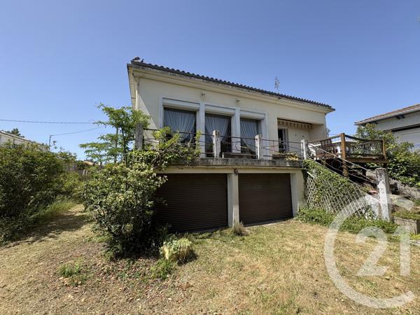 Maison à vendre  5 pièces - 120,13 m 2   ROYAN  - 17