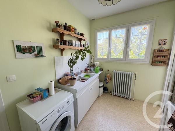 Maison à vendre  5 pièces - 120,13 m 2   ROYAN  - 17
