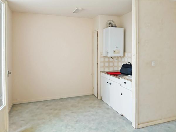 Appartement à vendre 1 pièces VICHY (03)