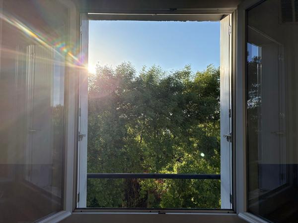 Appartement traversant de 70 m² + Box à vélos/motos + Balcon