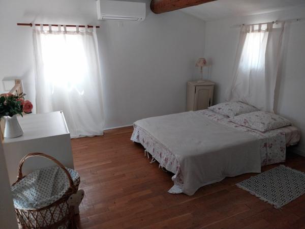 Maison à vendre    7 pièces • 200 m2 La Tour-d'Aigues