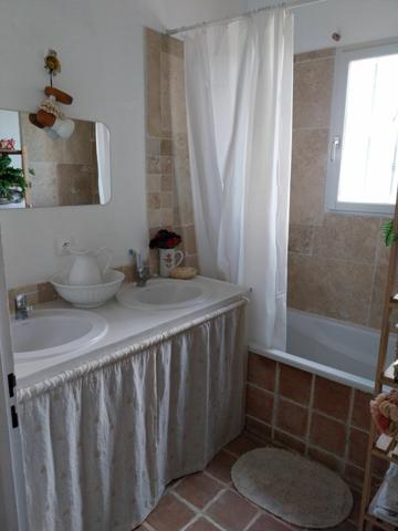 Maison à vendre    7 pièces • 200 m2 La Tour-d'Aigues