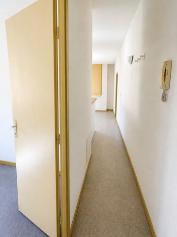 Appartement
         2 pièces
        - 32 m² 124 000 € *
