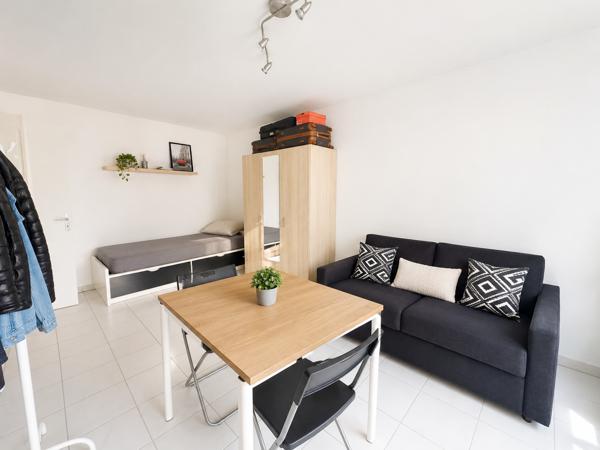 Appartement
         2 pièces
        - 34 m² Exclusivité 130 000 € *