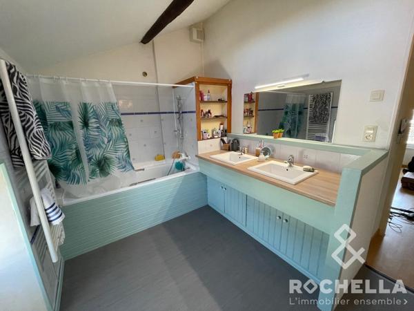 IMMEUBLE DE RAPPORT À 10 KM D'AULNAY DE SAINTONGE