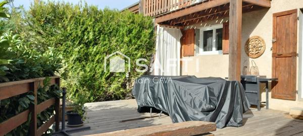 Chalet de 145m² avec garage en sousol sur 914m² de terrain