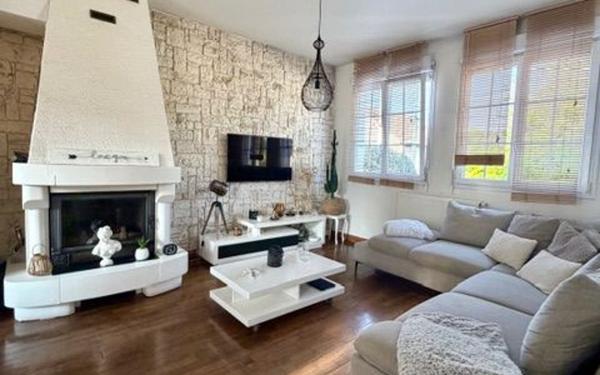 Maison à vendre    5 pièces • 85 m2 Savigny-sur-Orge