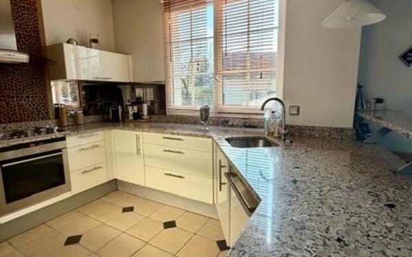 Maison à vendre    5 pièces • 85 m2 Savigny-sur-Orge