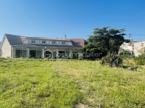 Maison traditionnelle de 259 m²