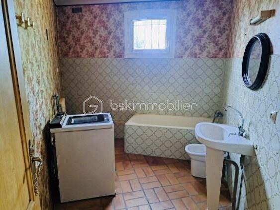 Maison traditionnelle de 259 m²