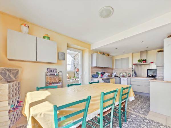 Maison 6 pièces - 193 m²