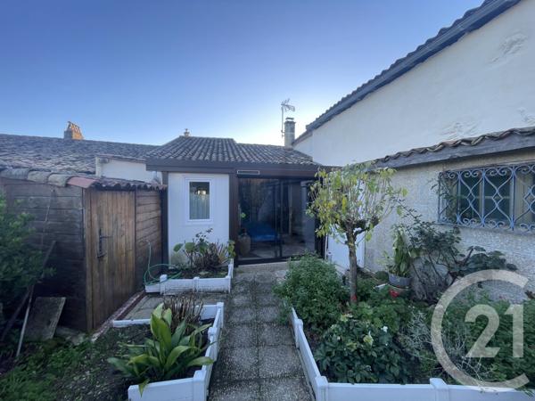 Maison à vendre  3 pièces - 78,60 m 2   MONTPON MENESTEROL  - 24
