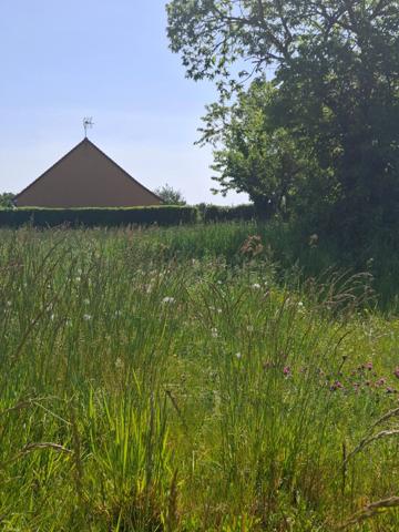 Terrain à vendre au cœur de FRESNAY SUR SARTHE (72130), Les Alpes Mancelles, au calme, dans impasse. Opportunité à saisir !