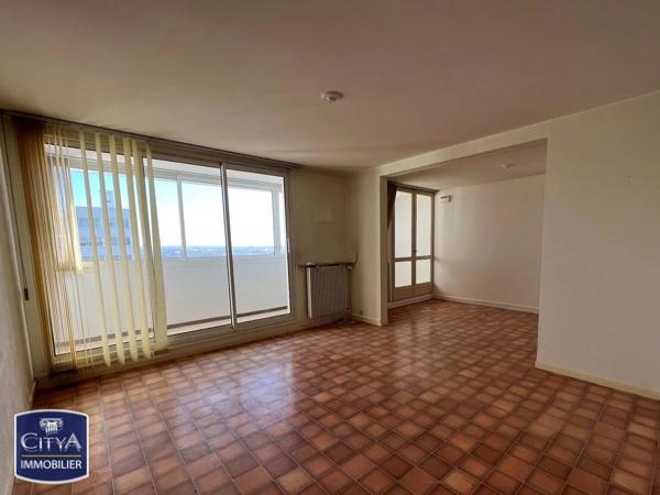 Appartement à vendre 3 pièces 69m² Saint-Pierre-des-Corps (37700)