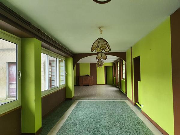 ANCIEN HÔTEL À VENDRE SITUÉ ENTRE LES CHATEAUX DE CHAMBORD, CHENONCEAUX et VALENÇAY