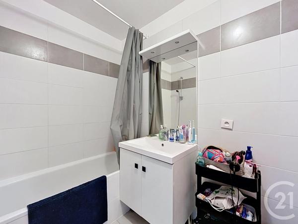 Appartement T4 à vendre  4 pièces - 87,38 m 2   BORDEAUX  - 33