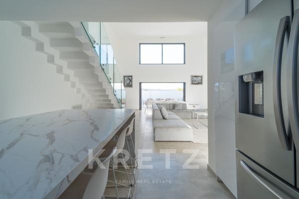 Villa contemporaine en bord de mer