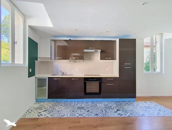 Appartement à vendre 262 000 € Bordeaux 3 p 63 m² DPE C
