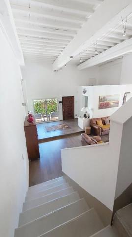 MAS authentique en pierre - Revisité en type LOFT -  Piscine - Haut standing -  4 chambres  ( 3 suites) - Surface 256 M² . 7 Kilomètres de PERPIGNAN  ( 66 000 )