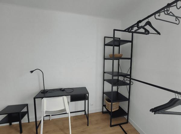 A LOUER – CHAMBRE MEUBLEE BAIL A l’ANNEE – 9.18 m² – VANNES