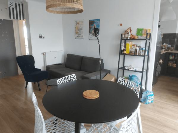 A LOUER – CHAMBRE MEUBLEE BAIL A l’ANNEE – 9.18 m² – VANNES
