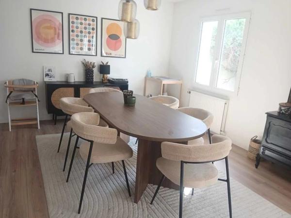 Vente                                                      Maison
                        
                     5 pièces                      104 m2                     à Saint-Sébastien-sur-Loire