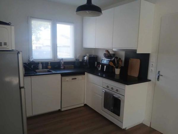 Vente                                                      Maison
                        
                     5 pièces                      104 m2                     à Saint-Sébastien-sur-Loire