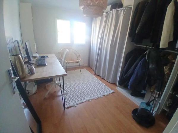 Vente                                                      Maison
                        
                     5 pièces                      104 m2                     à Saint-Sébastien-sur-Loire