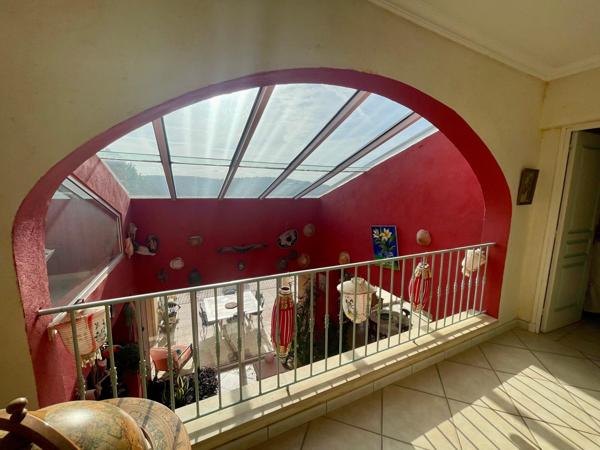 Sanary-sur-Mer (83110) SANARY - Villa d'exception avec vue mer panoramique