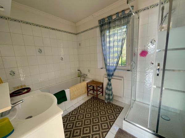 Sanary-sur-Mer (83110) SANARY - Villa d'exception avec vue mer panoramique