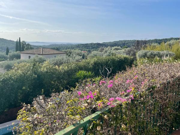 Sanary-sur-Mer (83110) SANARY - Villa d'exception avec vue mer panoramique