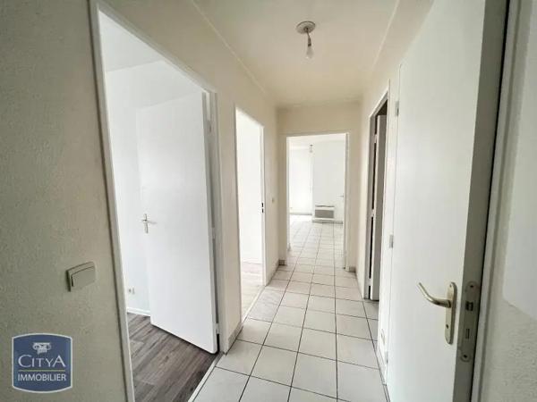 Appartement à louer 3 pièces 61.9m²