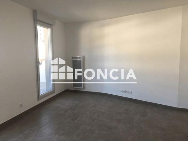 Location Appartement 2 pièces 43.9 m² - 284 AVENUE MICHEL JOURDAN Cannes 06150