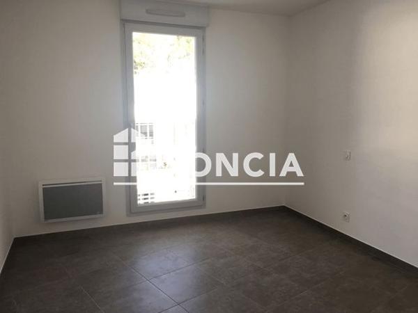 Location Appartement 2 pièces 43.9 m² - 284 AVENUE MICHEL JOURDAN Cannes 06150