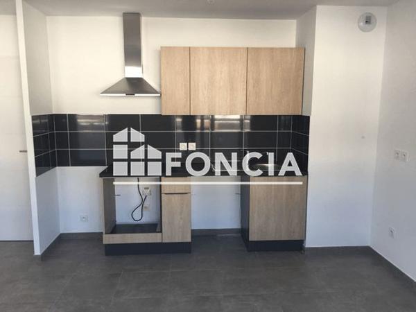 Location Appartement 2 pièces 43.9 m² - 284 AVENUE MICHEL JOURDAN Cannes 06150