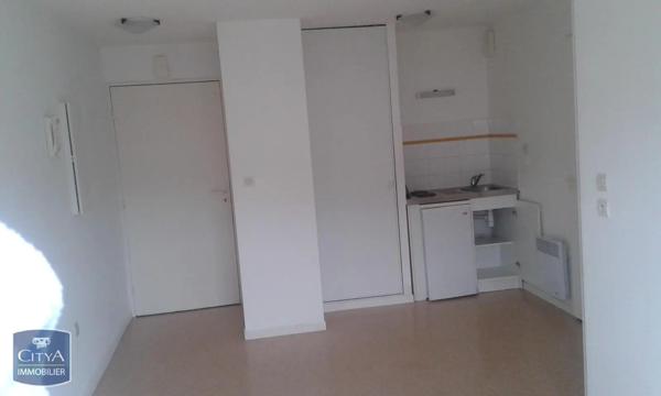 Appartement à louer 2 pièces 28.82m² Arras (62000)
