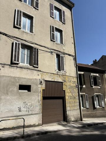 Vente / Immeuble à Saint-Claude (39200)