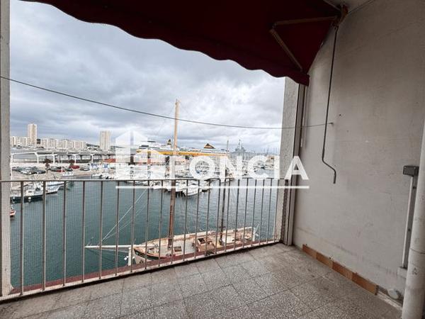 Location Appartement 2 pièces 51.3 m² - 492 AVE DE LA REPUBLIQUE Toulon 83000