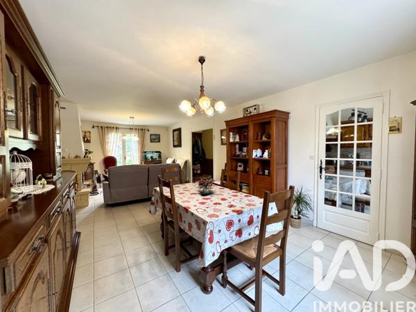 Maison à vendre 5 pièces 125 m² Saint-Martin-de-Bernegoue