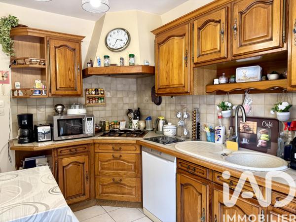 Maison à vendre 5 pièces 125 m² Saint-Martin-de-Bernegoue