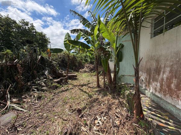 Maison à restaurer à vendre à Saint-André à la Réunion (97440), ref : 97405/246