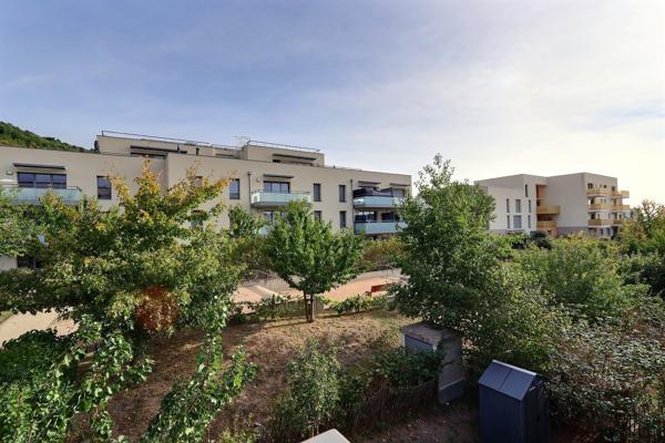 EXCLUSIVITE CLERMONT-FERRAND, SECTEUR TREMONTEIX bel appartement de type 2 récent