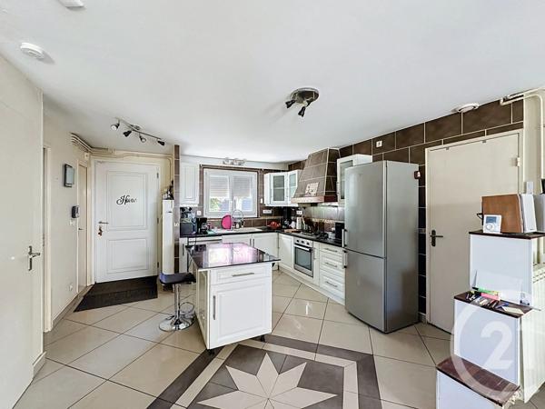 Maison à vendre  4 pièces - 80 m 2   ST FONS  - 69