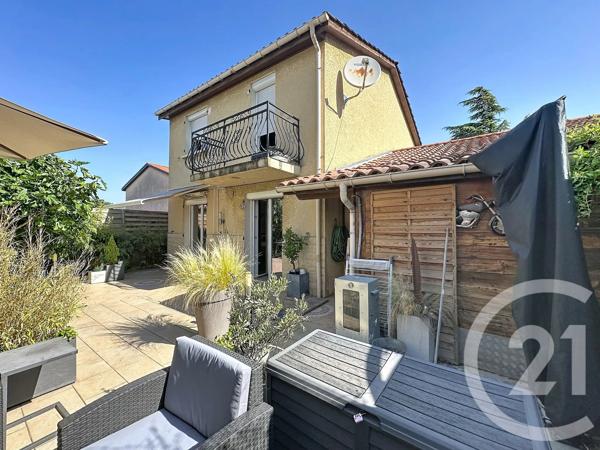 Maison à vendre  4 pièces - 80 m 2   ST FONS  - 69