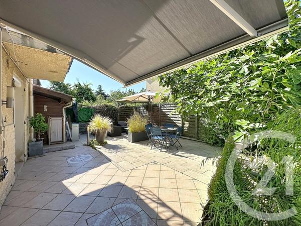 Maison à vendre  4 pièces - 80 m 2   ST FONS  - 69