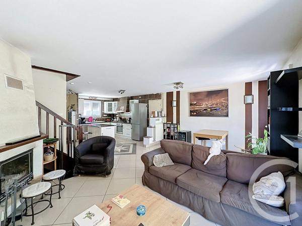 Maison à vendre  4 pièces - 80 m 2   ST FONS  - 69