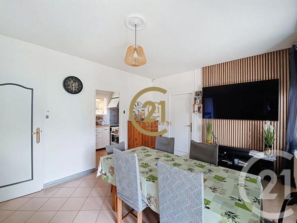 Maison à vendre  4 pièces - 80 m 2   ST FONS  - 69