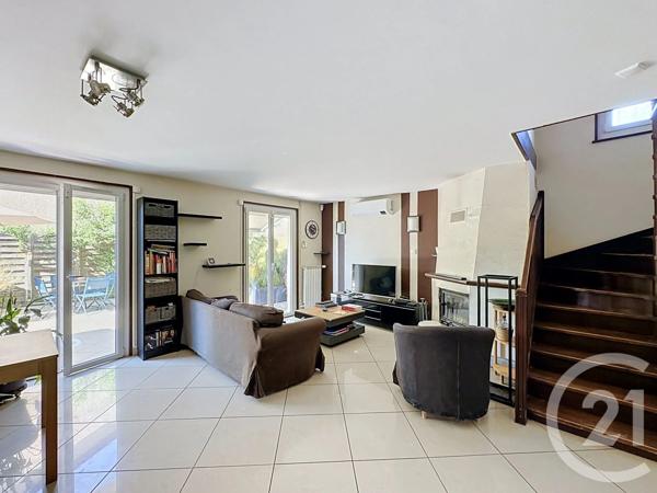 Maison à vendre  4 pièces - 80 m 2   ST FONS  - 69