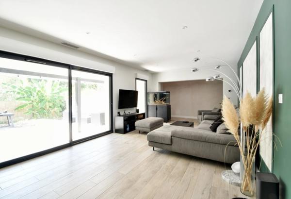 EXCLUSIVITÉ - MAISON ATYPIQUE RÉNOVÉE – 5 CHAMBRES – SOUS-SOL COMPLET – ENVIRONNEMENT PRIVILÉGIÉ