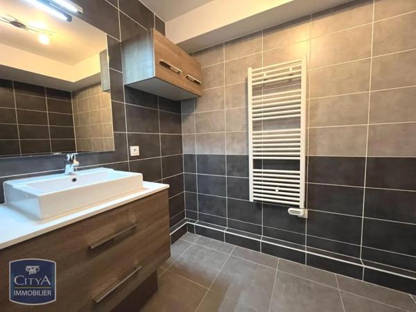 Appartement à louer 3 pièces 62.6m² La Tronche (38700)